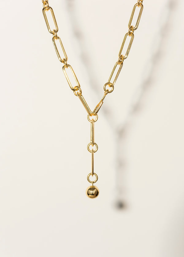 Middle Chain Necklace